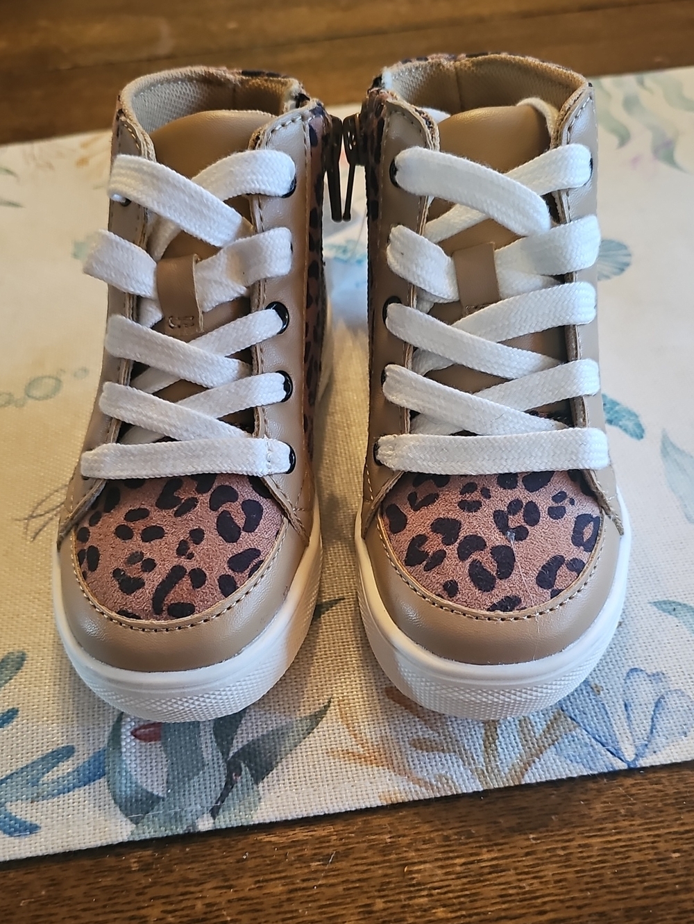 BABY GAP TODDLER GIRL TAN LEOPARD PRINT BOOTS NWT SIZE 8